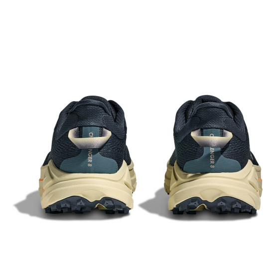 Hoka Challenger 8